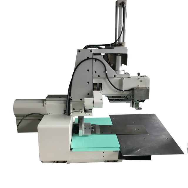 GT2254 Máquina de coser de patrón computarizado de gran tamaño con cabezal dividido